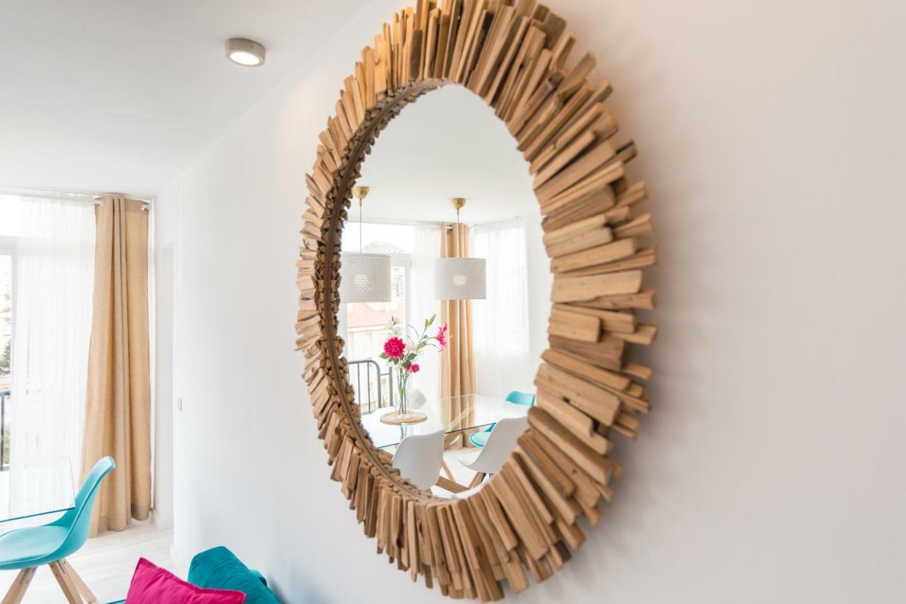 Stunning Spacious City Apartment With Free Parking Малага Екстер'єр фото